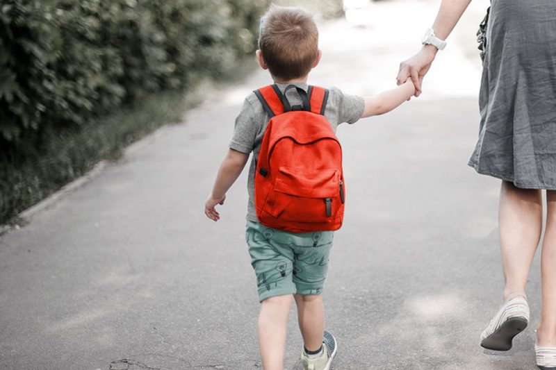 🎒 Backpack Safety Tips: Protect Your Child's Back This School Year
