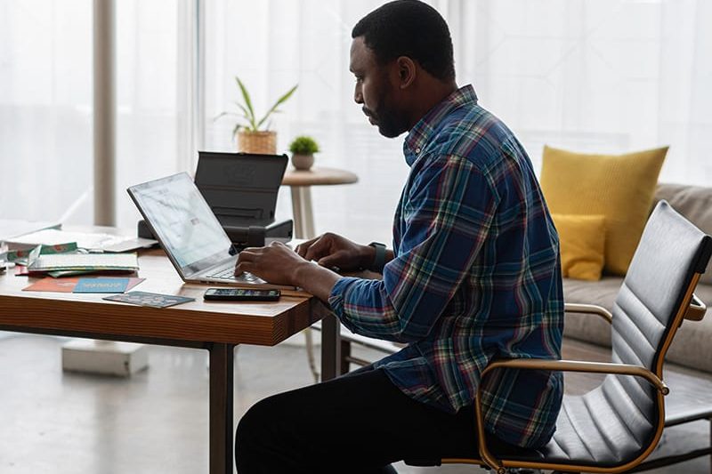 🪑 What Happens to Your Body When You Sit All Day?